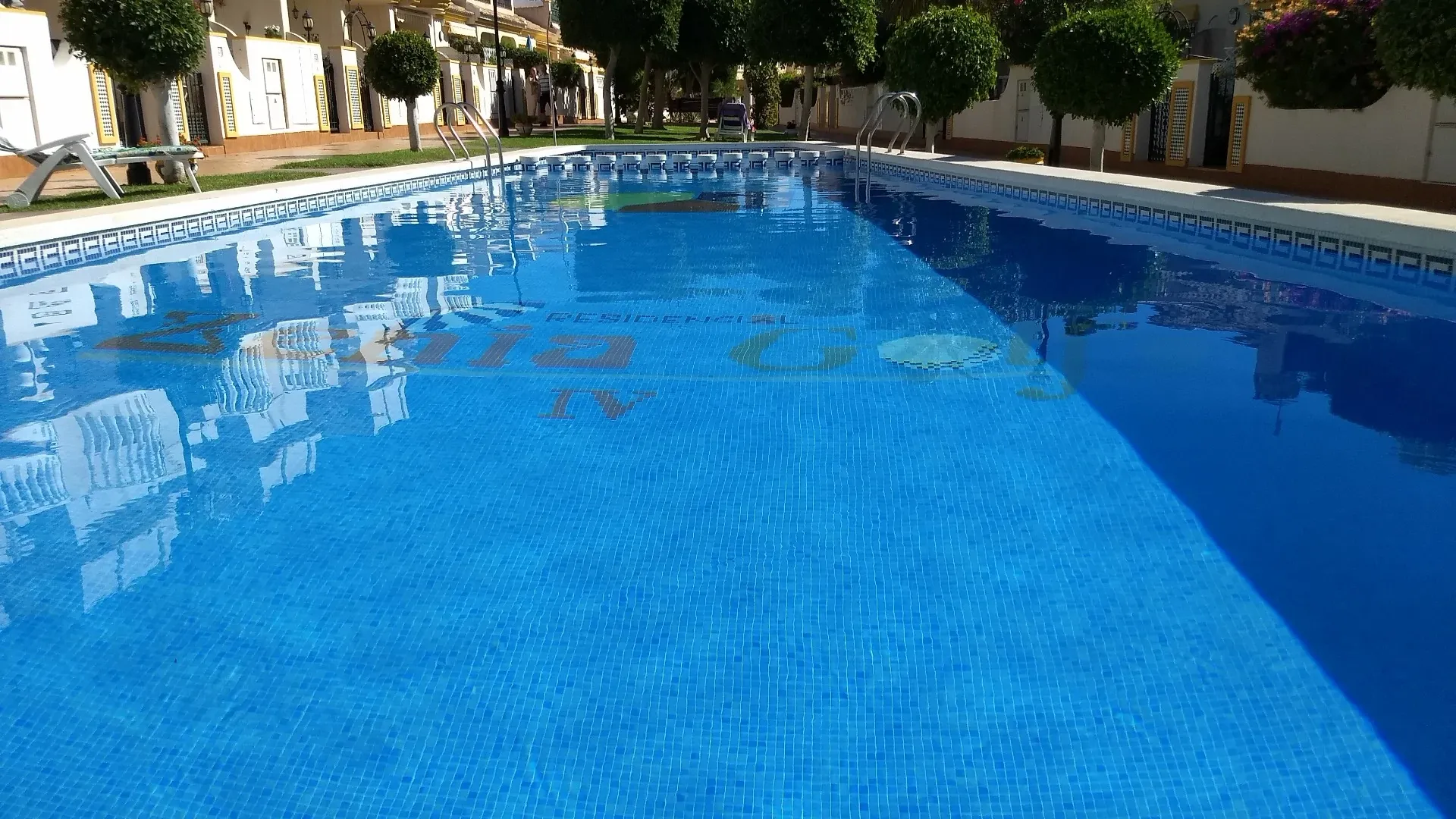 Den stora poolen, öppen året om